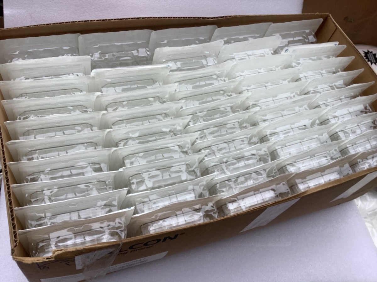 Corning Falcon Tissue Culture Plate 24 Well Flat Bottom W