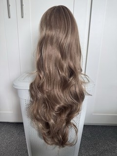 Gorgeous Shiny Realistic Long Wavy Streaked Wig New