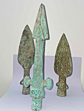 (MIDDLE SPEAR ONLY) 1 ANCIENT OR LATER Bronze Spear MAKE OFFER WELCOME!