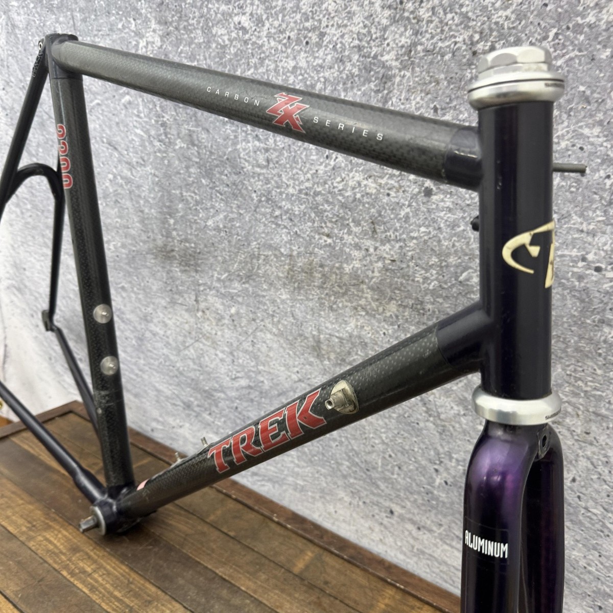 Vintage Trek 2300 ZX Carbon Fiber Series Frame 57cm Road Bike 700c