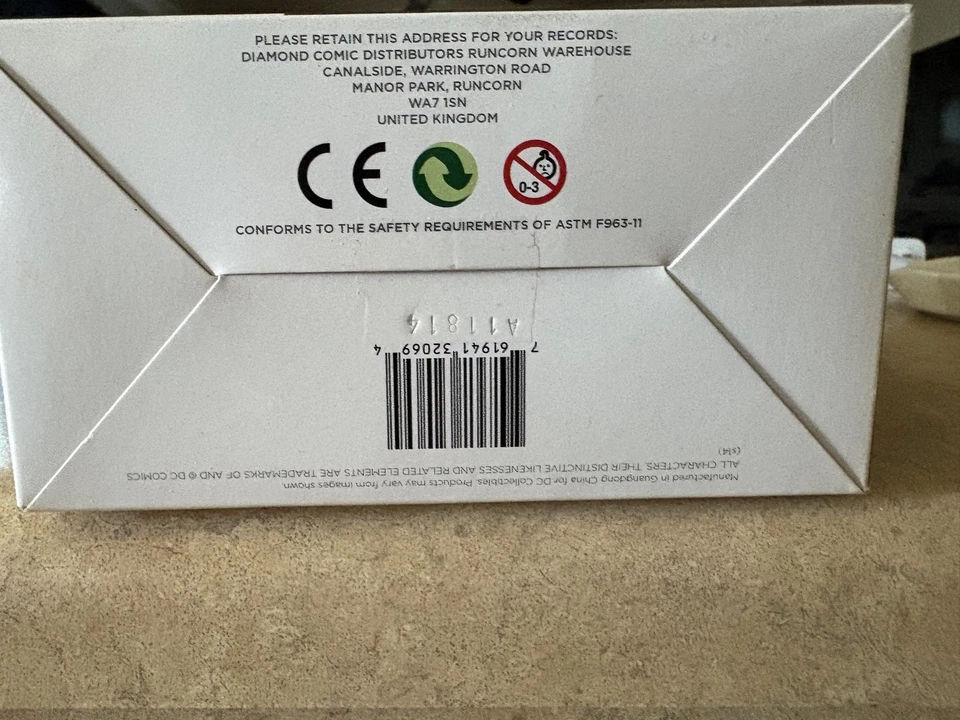 BATMAN DARK KNIGHT THE NEW 52 EARTH 52 BRUCE WAYNE DC COLECIONÁVEIS DC COMICS - Imagem 2 de 4