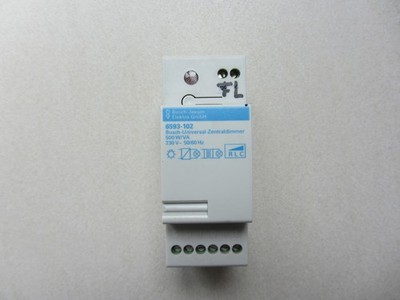 Busch Jäger 6593-102 Universal Zentraldimmer 230V  500W/VA REG Dimmer