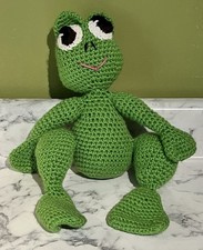 Vintage Crochet Frog Hand Made Stuffed Toy Shelf Sitter Green Funny Eyes READ