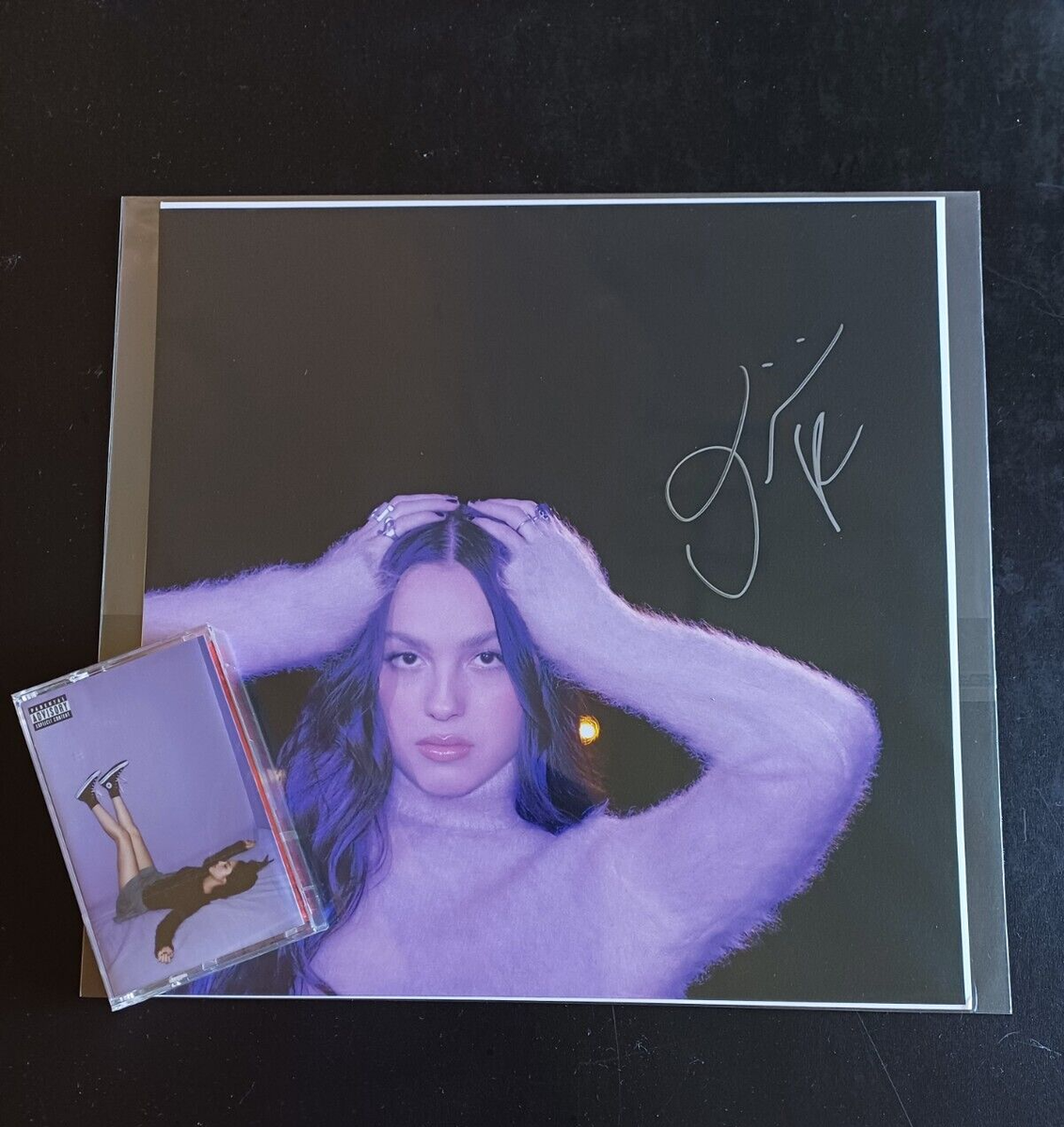 OLIVIA RODRIGO GUTS EXCLUSIVE UK CASSETTE AND SIGNED 11