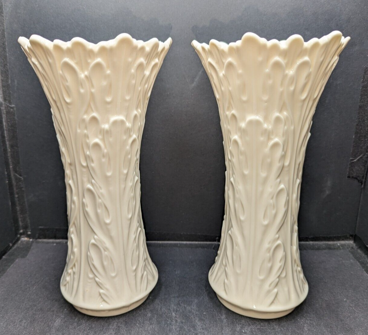 Lenox Woodland Collection Acanthus Leaf Vase 8.25