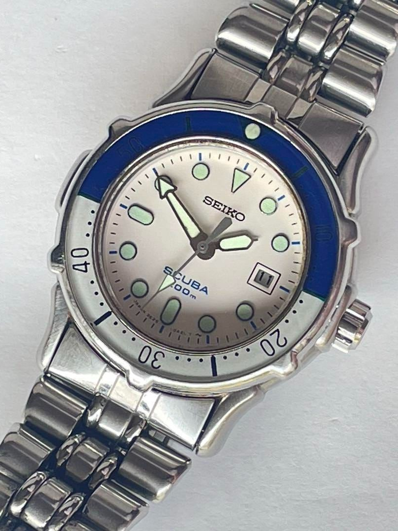 Seiko Scuba Diver 3E25-0A60 White Dial Women