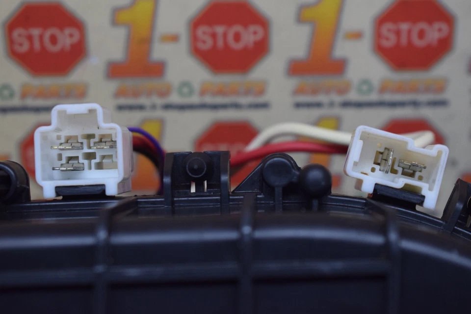 2017 Nissan Pathfinder console central ventilador conjunto de motor 27413-9NJ0A FABRICANTE DE EQUIPAMENTO ORIGINAL - Imagem 3 de 4