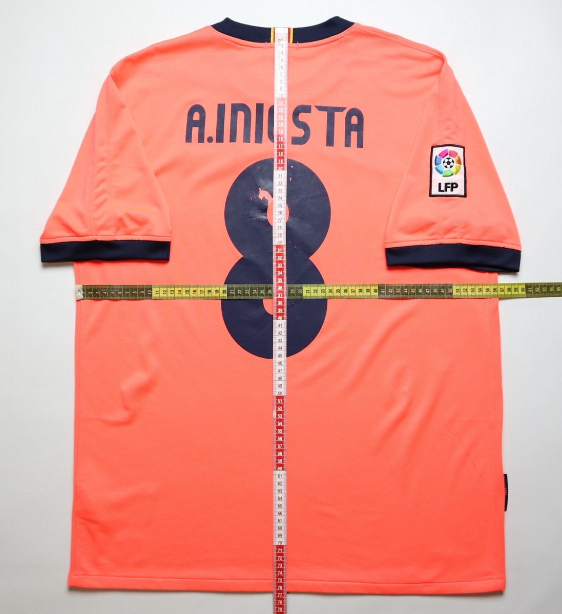 A. INIESTA サイン入り記念品 背番号8 A. INIESTA サイン入り記念品 背番号8 A. INIESTA サイン入り