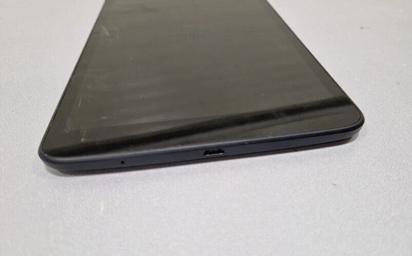 LG-V500 Tablet Wi-Fi Ohne Ladegerät Nicht Funktionierend Für Teile Schwarz - Bild 3 von 4