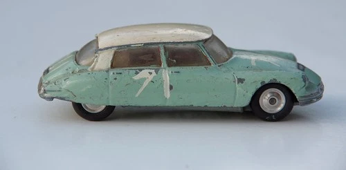 Corgi Toys Citroen DS19 Vintage Diecast Model Repainted No Box