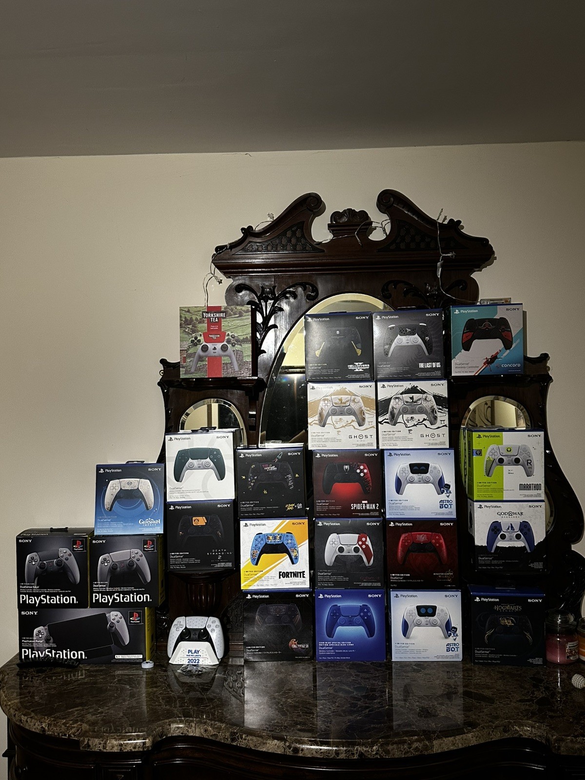 DualSense Limited Collection + 30th Anniversary PS Portal & Edge