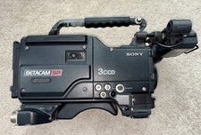 Sony BETACAM SP BVW-300A VTR IN Camera Digital Camcorder 3 CCD