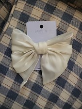 Scunci Elite Ivory Bow Barrette Clip - New
