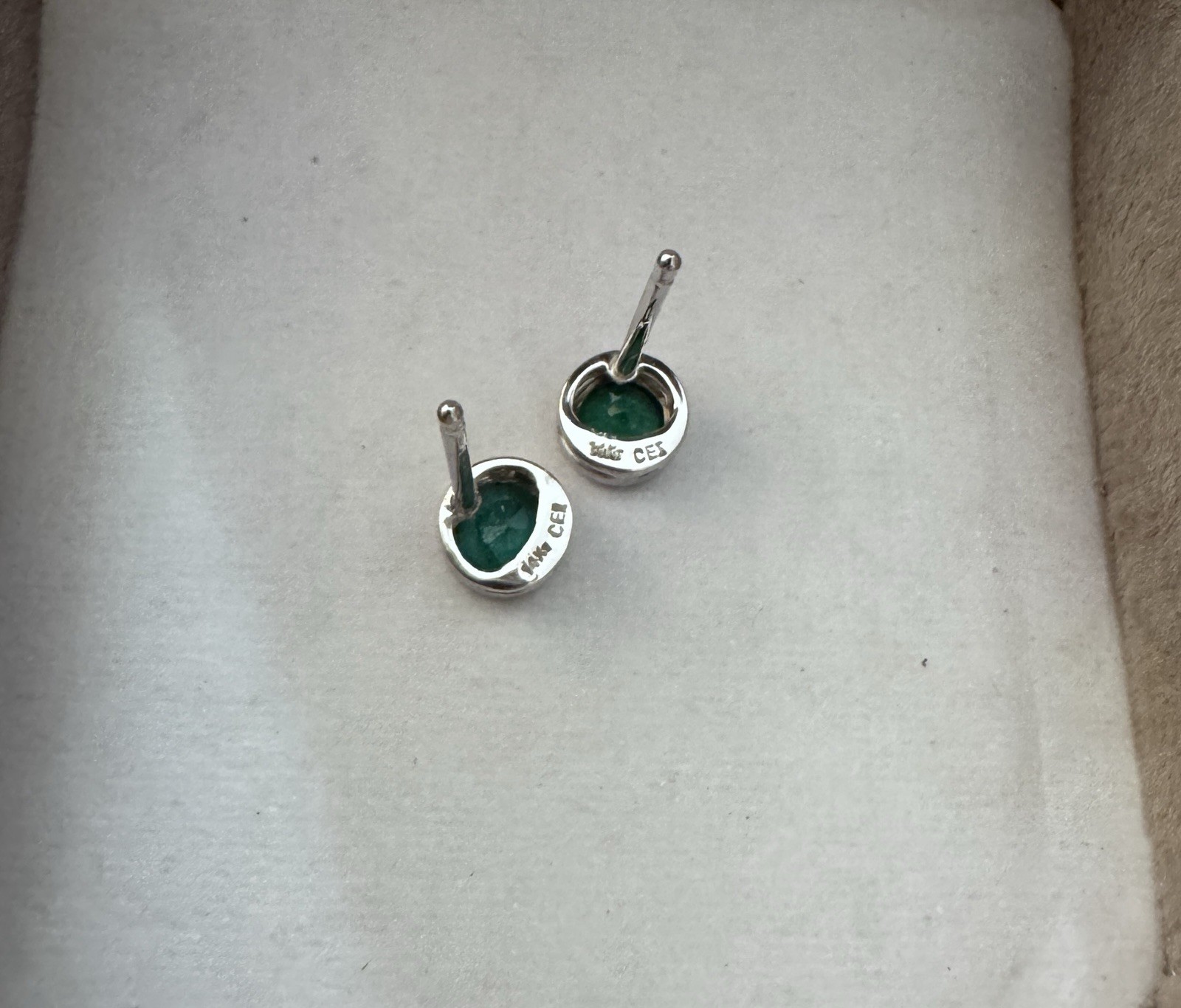 Solid 14K White Gold Bezel Set Emerald Women’s La… - image 3