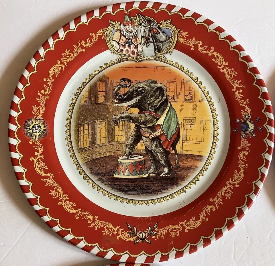 Juego de herrajes de restauración (4) placas decorativas de circo de hojalata de 10 pulgadas Foto 2 de 4