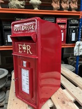 18.5kg Heavy Cast Iron ER Post Mounted Post Box – Abbott Engineering Style – Red