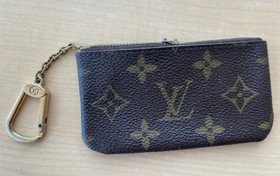 Louis Vuitton Key Pouch Pochette Cles Monogram With Key Ring. M62650