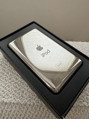 Apple iPod Classic 6th Generation 80GB MB147J MB147LL Black A1238 Apple iPod Classic 6th Generation 80GB MB147J MB147LL Black A1238