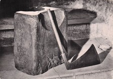 GREAT BRITAIN TOWER OF LONDON THE BLOCK AND AXE