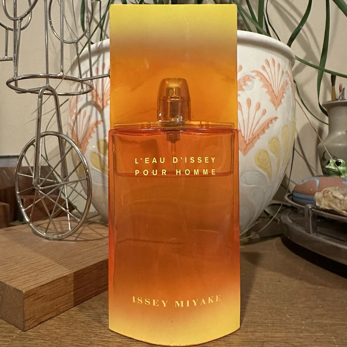 ISSEY MIYAKE L'eau D'Issey Summer Eau de Toilette for Men for sale