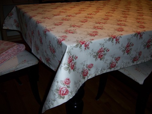 Waverly Tablecloth TEA ROSE Pink Sage Ivory Shabby Roses Cottage Chic100%Cotton - Picture 3 of 8