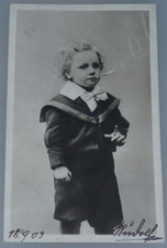 Foto Postkarte - Kind Knabe rauchend - Thema Rauchen/Rauchkultur 1909 (101651)