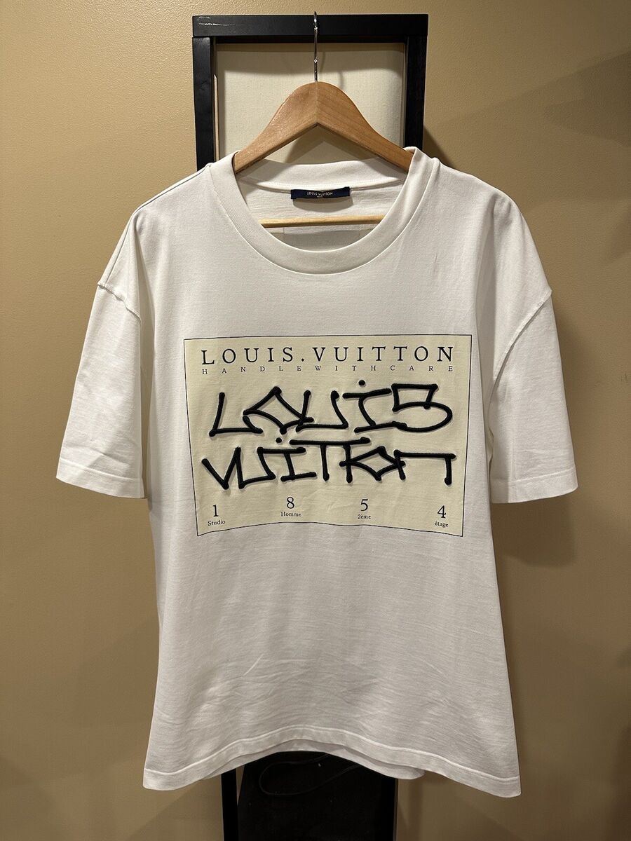 Louis Vuitton Signature Box Logo 1854 White T-Shirt | eBay Louis Vuitton Signature Box Logo 1854 White T-Shirt | eBay