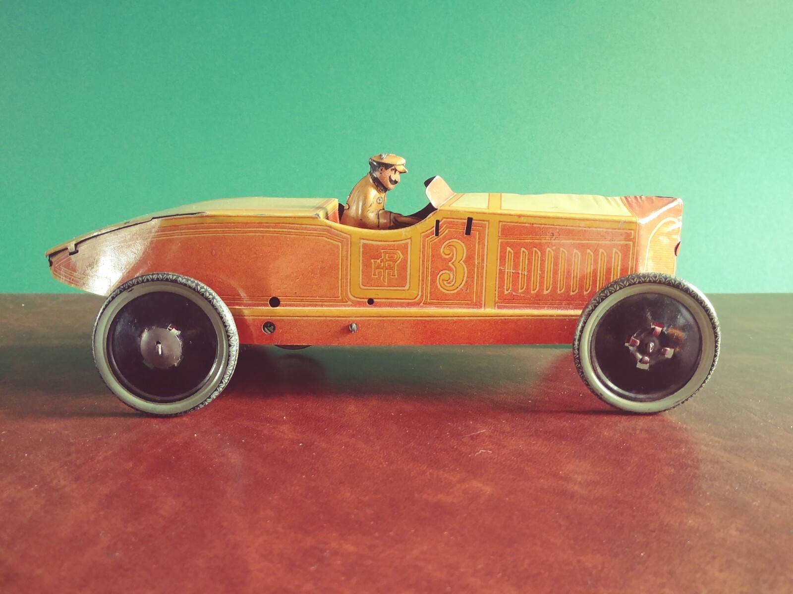 Rare 1930s Original Paya Tin Windup Open Wheel Race Car w Sparks