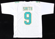 Jonnu Smith Signed Miami Dolphins White Jersey (Beckett) 2017 Draft Pick FIU