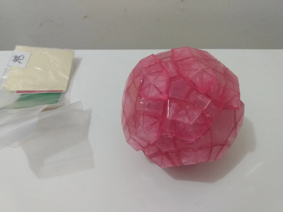 DAYAN TWISTY LOGIC PUZZLE CUBO ROSA JUGUETE TRANSLÚCIDO Foto 3 de 3