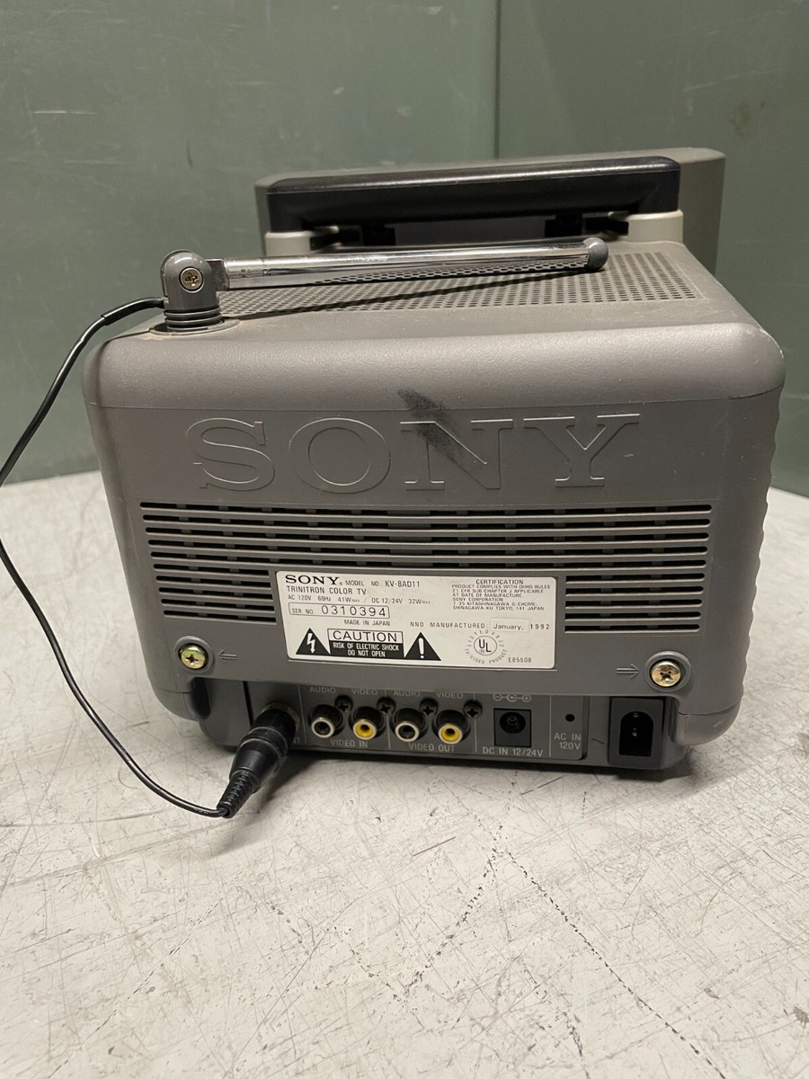 Vintage Sony Trinitron CRT-TV 8