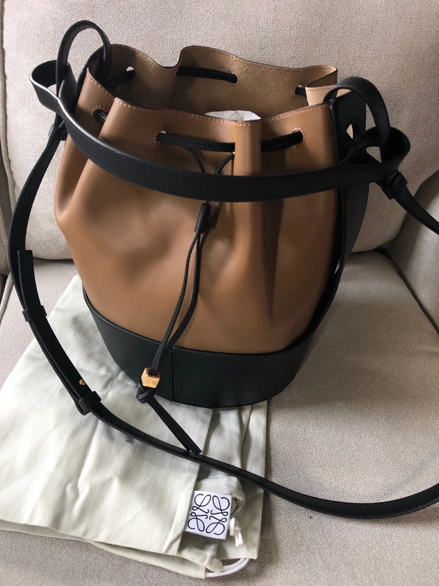 LOEWE Balloon small leather bucket bag