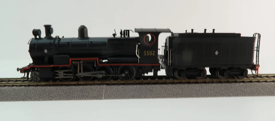 ARM 87051 NSWGR D55 K Class 2-8-0 Consolidation Steam Loco Oil Tender 1:87 - Image 4 of 4