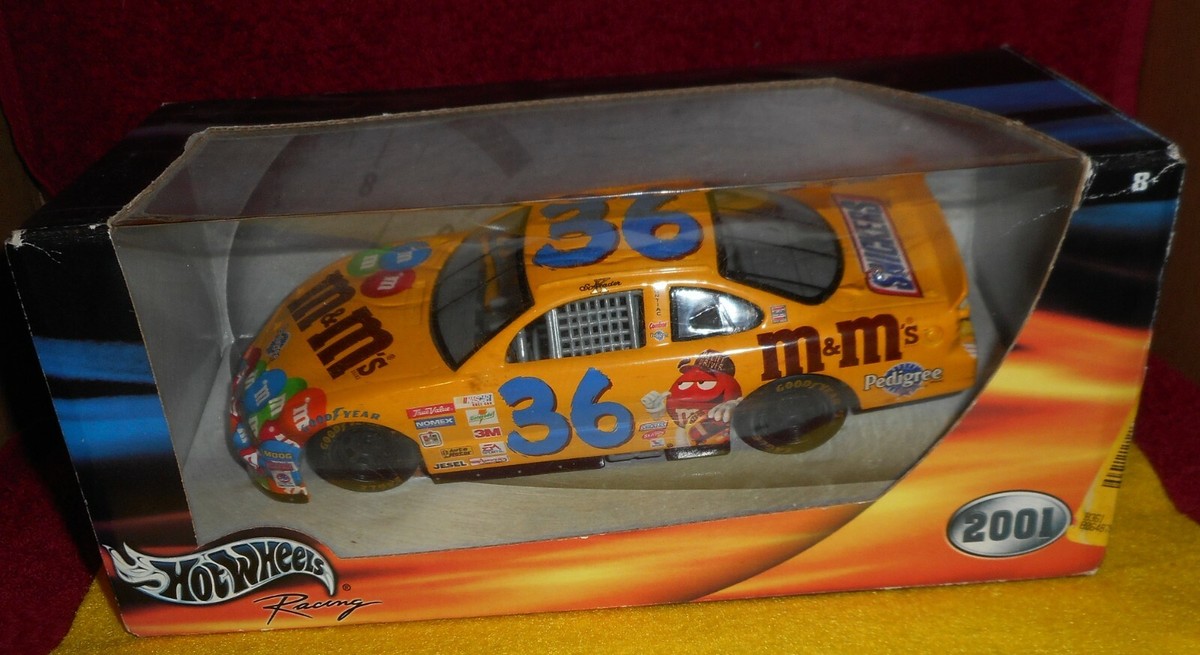 36 m&m's チームキャリバー m&m's 車 ホットウィール HOT WHEELS