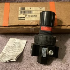 PARKER….07R313AC…Air Pressure Regulator…1/2”….NEW