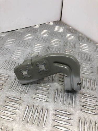 BMW 4 F32 F33 2014 Halterung Kotflügel 7255821