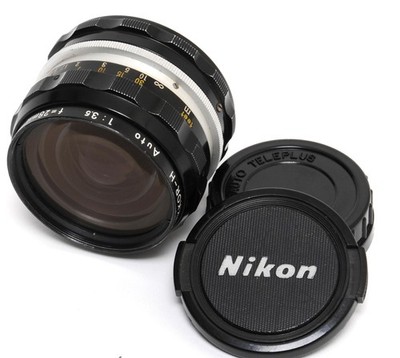 @ Nikon Nikkor-H Auto 3,5/28mm lens MF with caps Nikon A