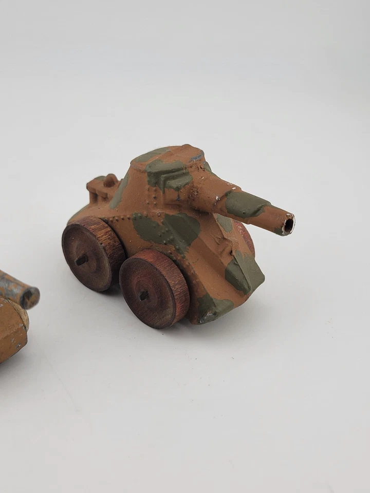 Antique 1930's Barclay Manoil Lead Army Tank W Wooden Wheels & Cannon W Rubber W - Image 3 of 4