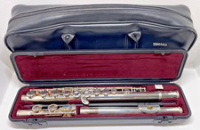 YAMAHA 211 FLUTE WITH HARD CASE WITH SOFT CASE