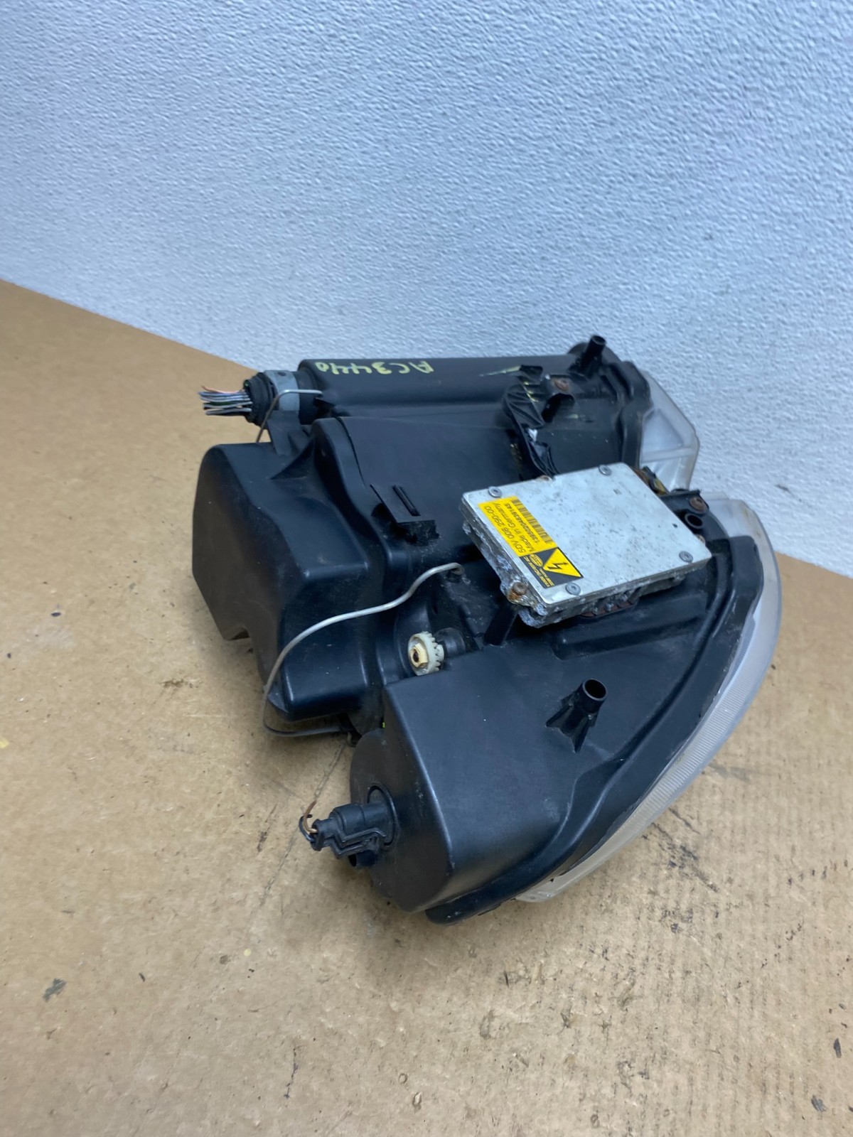 2003 - 2008 Maserati Quattroporte M139 Left Driver LH Headlight Xenon AC3440 DG