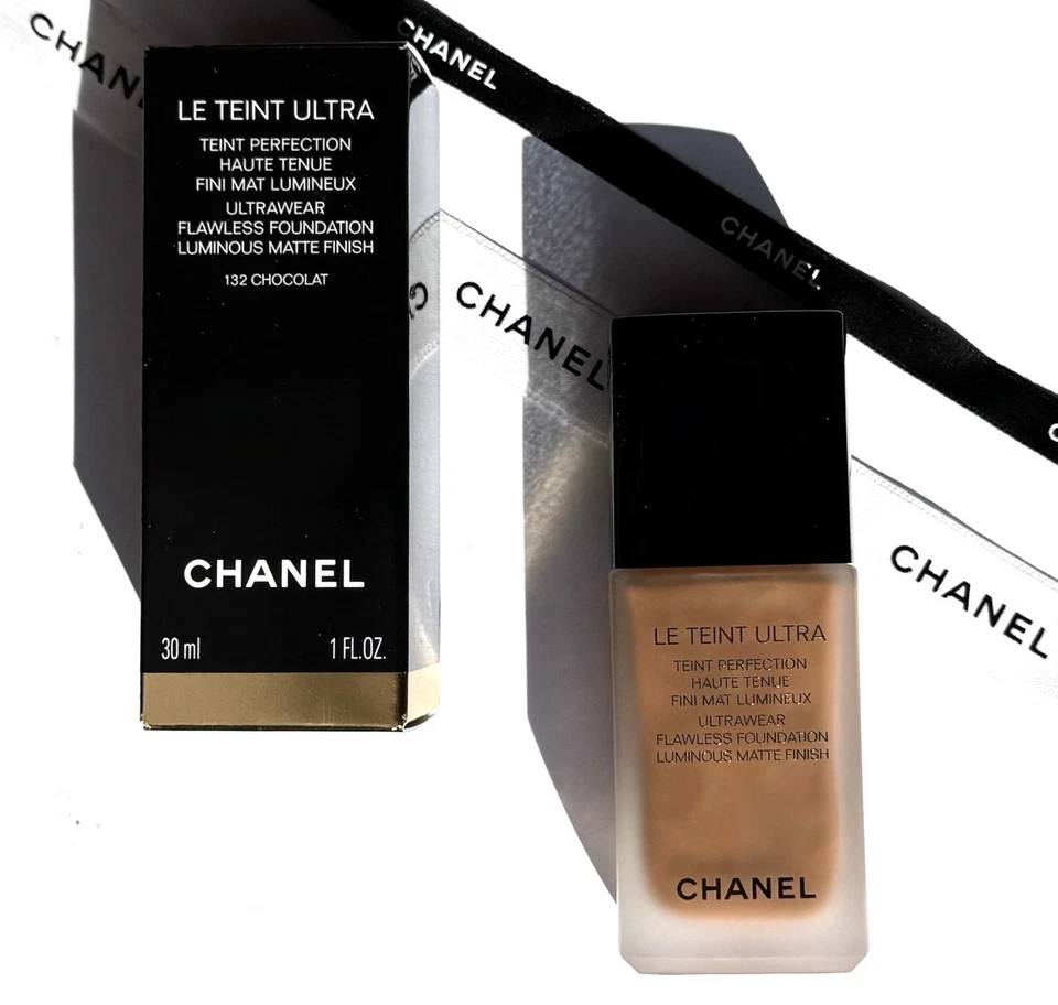 Chanel Le Teint Ultra Ultrawear Flawless Foundation 132 Chocolat 30ml - Bild 3 von 3