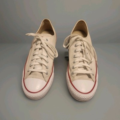 Converse Chuck Taylor All Stars Sz 11 White Low Cut Gym Shoes/Sneakers 