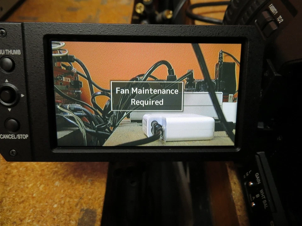 Defective JVC GY-HM170U 4K AVCHD Camcorder w/Handle NO Charger AS-IS - Image 4 of 4