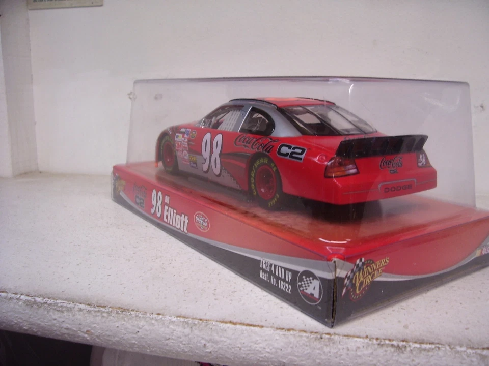 2004 1/24 #98 BILL ELLIOTT DODGE COCA COLA C2 WINNERS CIRCLE - Image 3 of 4