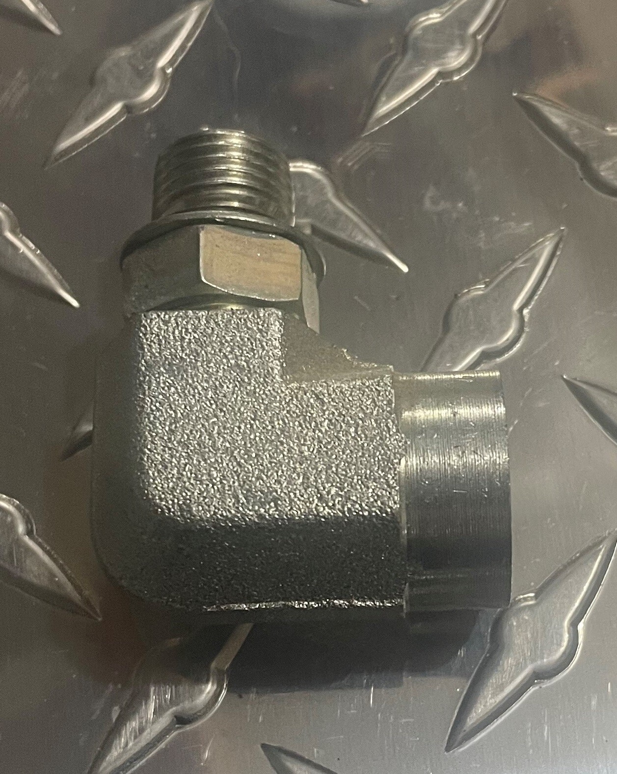 TUBO ZINCATO SENZA SALDATURA 1/2 VITE/MANICOTTO UNI EN10255