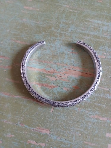 Handmade Sterling 925 Women's Bracelet. Bangle. Floral Engraved Design. - Picture 2 of 9