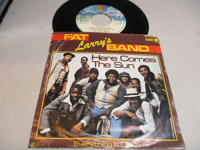 (62) Fat Larry's Band - Here Comes The Sun / Everything 7'' Single