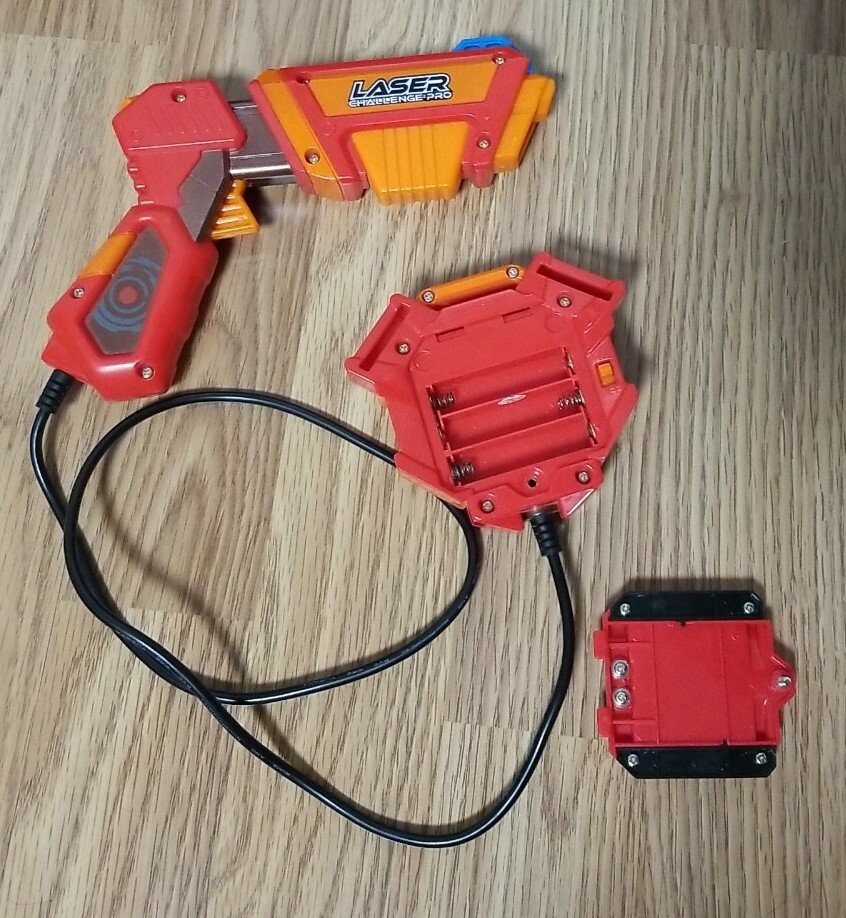 2008 Laser Challenge Pro Set Of Guns W/ Target Sensor By Jakks | eBay