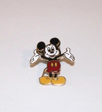 Mickey Mouse Disney Parks Trading Pin Authentic Licensed Collectible