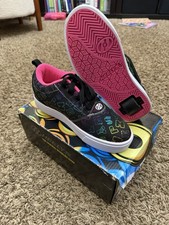 Heelys Pro 20 Pink Print Skate Shoes Black Rainbow Youth 4 Women  s 5 Rollers